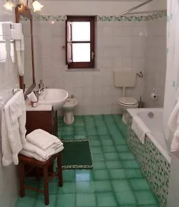 azienda-agricola-al-poggetto.sicilyhotelsitaly.net/